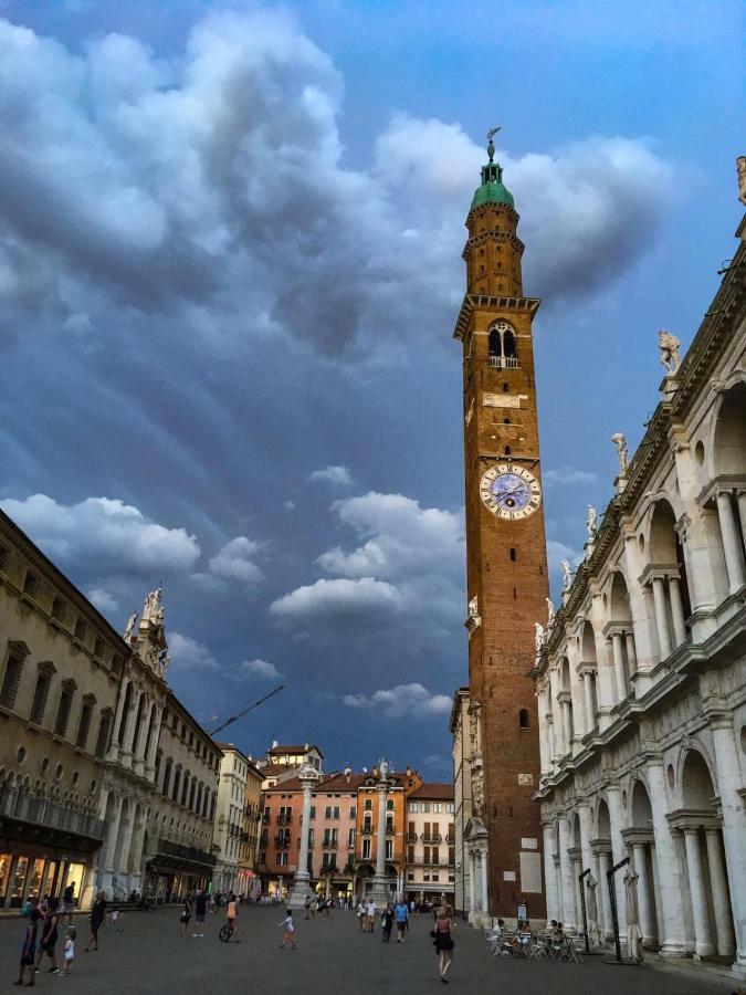 Appartamento Ai Servi Vicenza Bagian luar foto